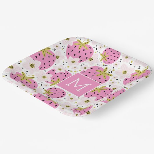 Rosa Erdbeeren Custom Monogram Pappteller (Gewinkelt)