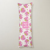 Rosa Erdbeeren Custom Monogram Seitenschläferkissen (Rückseite (Vertikal))