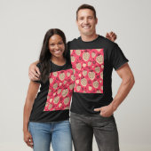 Rosa Erdbeermuster: nahtloses, süßes Design T-Shirt (Unisex)