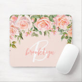 Rosa errötendes Blumen-Rosen-Script-Monogramm Mousepad (Mit Mouse)