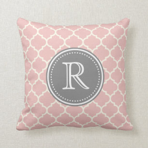 Rosa extravagantes Monogramm-Gewohnheits-Kissen Kissen