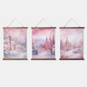Rosa Fairytale Burgen von Castel San Pietro Wandteppich Mit Holzrahmen (Dreifach)