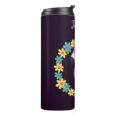 Rosa Flamingo auf tiefem lila Hintergrund Thermosbecher (Nach links gedreht)