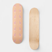 Rosa Flamingo, hellorange Skateboard (Vorderseite)