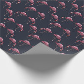 Rosa Flamingo-Muster-Weintrinker Geschenkpapier (Ecke)