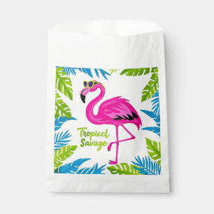 Rosa Flamingo Tropisch stehend auf einem Bein Geschenktütchen