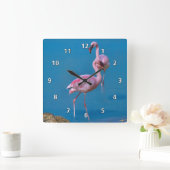 Rosa Flamingos am See Quadratische Wanduhr (Zuhause)