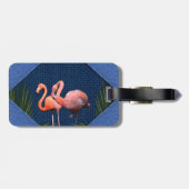 Rosa Flamingos auf klassischem blauen Stoff Gepäckanhänger (Rückseite horizontal)