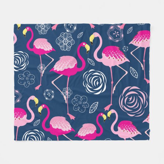 Rosa Flamingos: Grafisches dunkles Muster Fleecedecke (Vorderseite (Horizontal))