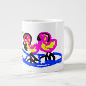 Rosa Flamingos Hochzeit Sommerspass Jumbo-Tasse (Vorderseite Rechts)