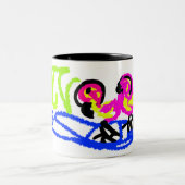 Rosa Flamingos Hochzeit Sommerspass Zweifarbige Tasse (Mittel)