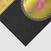 Rosa Flamingos, stehend zusammen mit Goldfolie Seidenpapier (Ausschnitt)