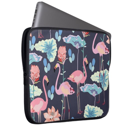 Rosa Flamingos, umgeben von Lotus-Blume und Pro Laptopschutzhülle (Vorne Rechts)