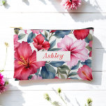 Rosa Flora Wasserfarben Elegante Zubehörtasche<br><div class="desc">Rosa Blütenfarbener Stift mit Aquarellfarben Blume Kunst,  Mit dieser Vorlagenoption können Sie Text ändern</div>