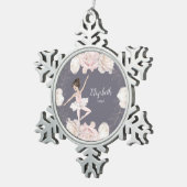 Rosa Floral Ballerina Braun Girl Personalisiert Schneeflocken Zinn-Ornament (Rechts)