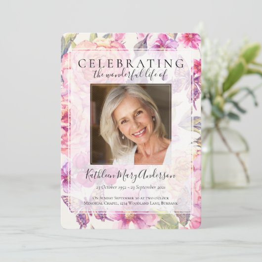 Rosa-Floral-Gedenkdienst Einladung (Stehend Vorderseite)