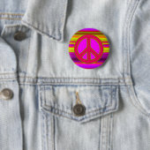 Rosa Fraktal und Friedenszeichen Button (Beispiel)