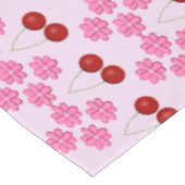 Rosa Frühlingsblüte und Kirschen Tischdecke (Schrägansicht)