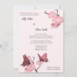 Rosa Frühlingsblüten mit Schmetterlingen