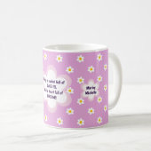 Rosa Gänseblümchen-Kette Klassiker Kaffeetasse (VorderseiteRechts)