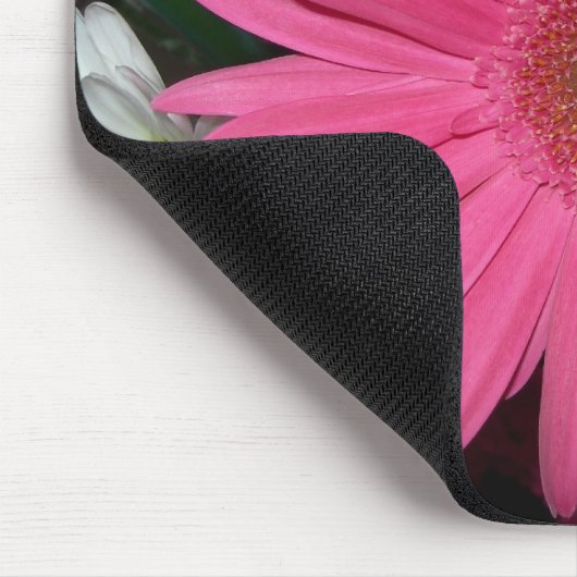 Rosa Gänseblümchen mousepad (Ecke)