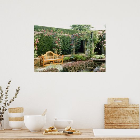 Rosa Gartensitzplatz in der Rose Pergola, mit Berb Poster (Küche)