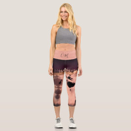 Rosa Gefärbte Krawatte OM Capri Leggings
