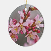 Rosa gegen eine Graue Himmelsblüte Keramikornament (Links)