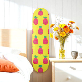 Rosa Gelbe Ananas tropisches Muster Skateboard