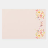 Rosa Gelbe Rosen, Monogramm Geschenkpapier Set (Vorderseite)
