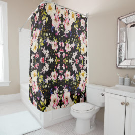 Rosa gelbe Rosen, schwarzer Hintergrund Duschvorhang