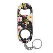 Rosa gelbe Rosen, schwarzer Hintergrund Mini Flaschenöffner (Rückseite)