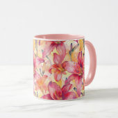 Rosa Gelbe Taglilien Tasse (VorderseiteRechts)