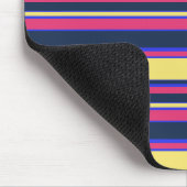 Rosa, gelbe und blaue Streifen Mousepad (Ecke)