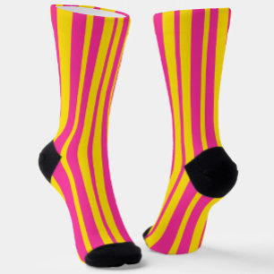 Rosa gelbes stilvolles Streifenmuster-Design Socken