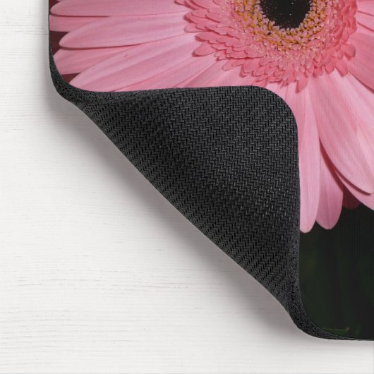 Rosa Gerber Gänseblümchen Mousepad (Ecke)