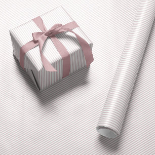 Rosa gestreifter süßer preppy Seersucker Geschenkpapier