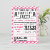 Rosa Gingham-Cowgirl-Geburtstags-Einladung Einladung (Stehend Vorderseite)