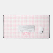 Rosa Gingham Floral Wappen Monogram Schreibtischunterlage (Tastatur & Maus)