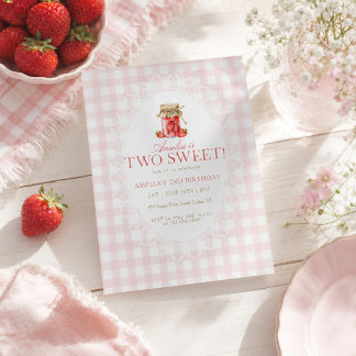 Rosa Gingham Two Sweet Strawberry Geburtstag Einladung