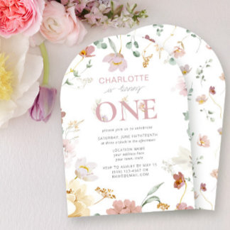 Rosa Girl-Wildblume macht einen 1. Geburtstag Einladung