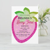 Rosa Glitzer Sparkling Y2K Erdbeere 1. Geburtstag Einladung (Stehend Vorderseite)