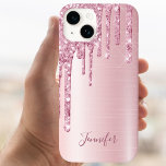 Rosa Glitzer Tropfen Name mädchen Case-Mate iPhone Hülle<br><div class="desc">Ein elegantes,  mädchenhaftes und gläsernes Gehäuse. Rosa Untergrund und Imitate Glitzer Tropfen,  Farbe Tropfen aussehen. Geben Sie Ihren Namen ein,  der mit einem modernen handgeschriebenen Stilskript geschrieben wurde. Dunkle Rose goldfarbene Buchstaben.</div>