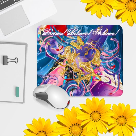 Rosa Goldschmetterlingsmotivation flüssig Abstrakt Mousepad