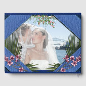 Rosa Grafische Blume auf blauem Stoff Gästebuch (Rückseite)