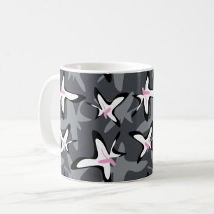 Rosa graue moderne abstrakte Blume Kaffeetasse