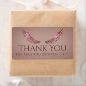 Rosa grauer Glitzer Lash Wings Lachs Label (Insitu)