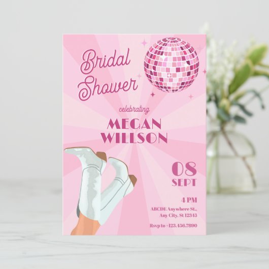 Rosa Groovy Boots Disco Ball Brautparty Einladung (Stehend Vorderseite)