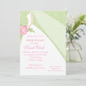 Rosa grünes Hochzeitskleid Brautparty Einladung (Stehend Vorderseite)