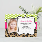 Rosa grünes Leopard Print-Foto laden Einladung (Stehend Vorderseite)